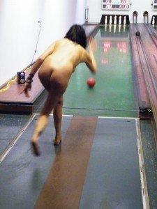 Isar-Nacktkegeln (Bowling)