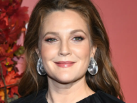 Drew Barrymore Reveals She Walks Naked Around the House 