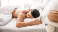 What Are the Benefits of Sleeping Naked 